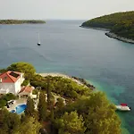 Waterfront With Pool Vila Vela Luka
