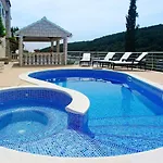 Waterfront With Pool *