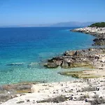 Waterfront With Pool Vila Vela Luka