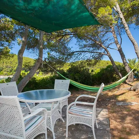 Villa Waterfront With Pool *